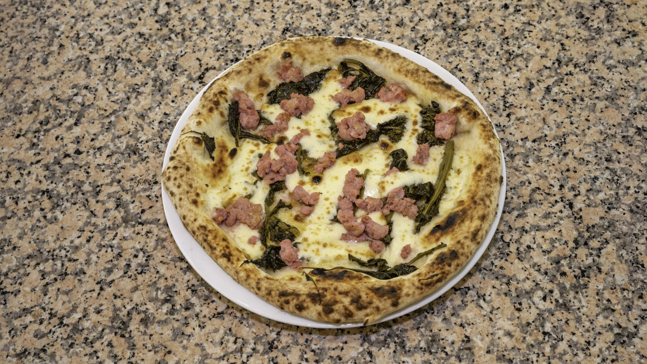 Pizza L'Esteou Friareli