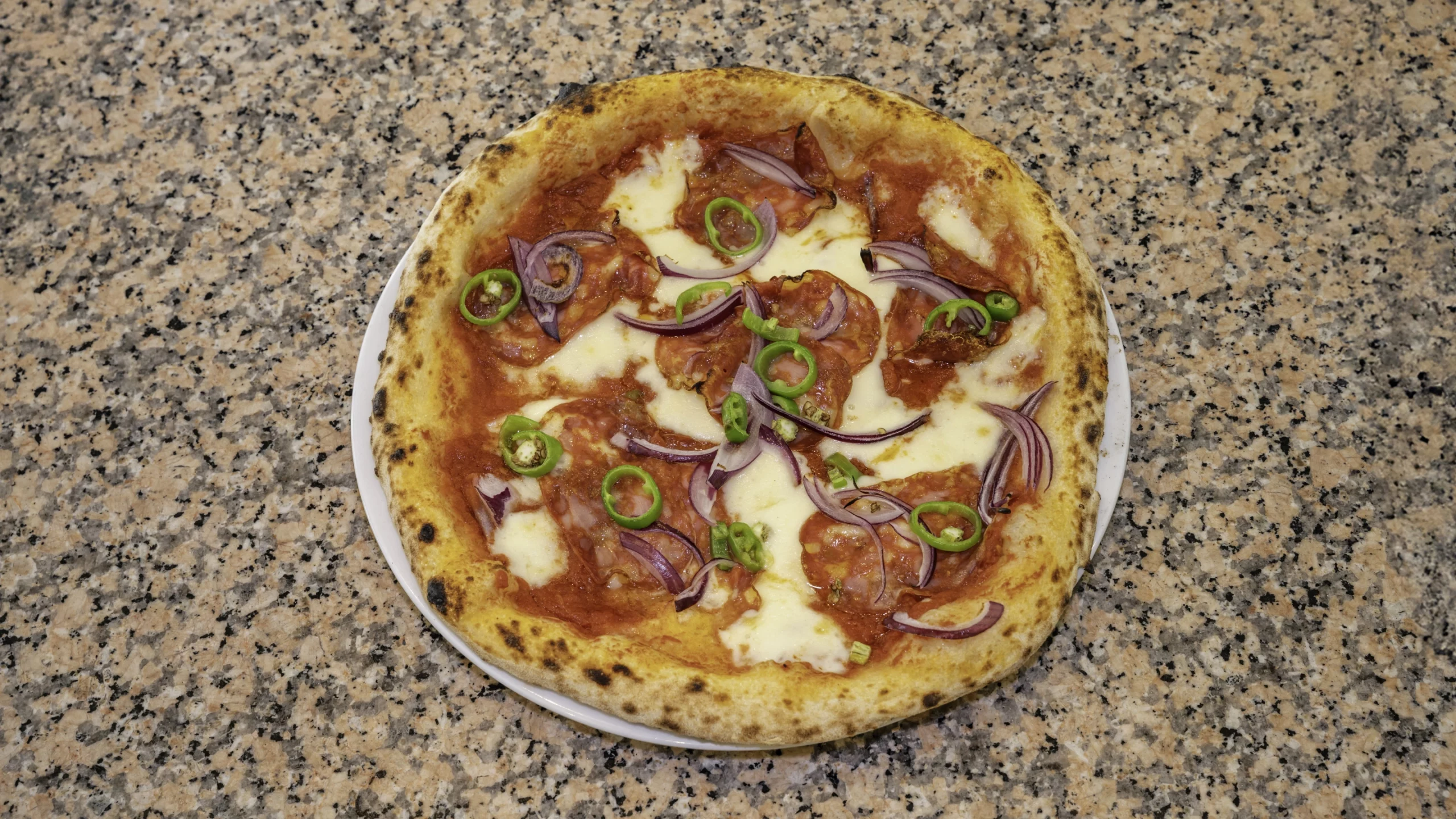 Pizza L'Esteou spianata
